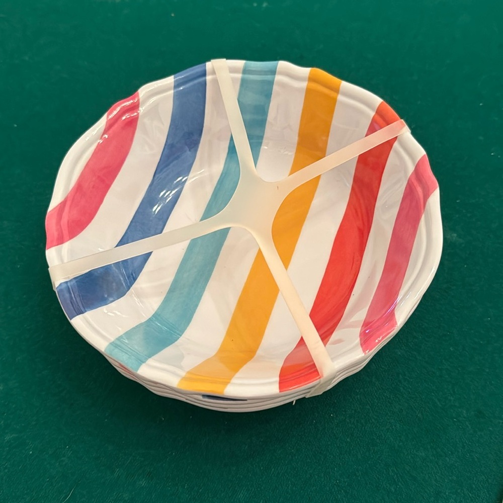 Party plastic bowls, Spring Shop; 22 0z BPA free; NOT Microwave safe! (Mlb)